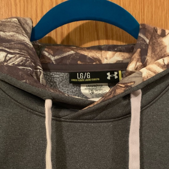 Underarmour hoodie - Picture 2 of 2